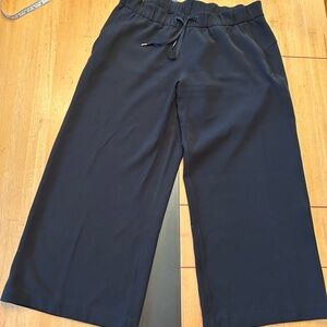 Lululemon 25” long Black Wide-Leg Pants